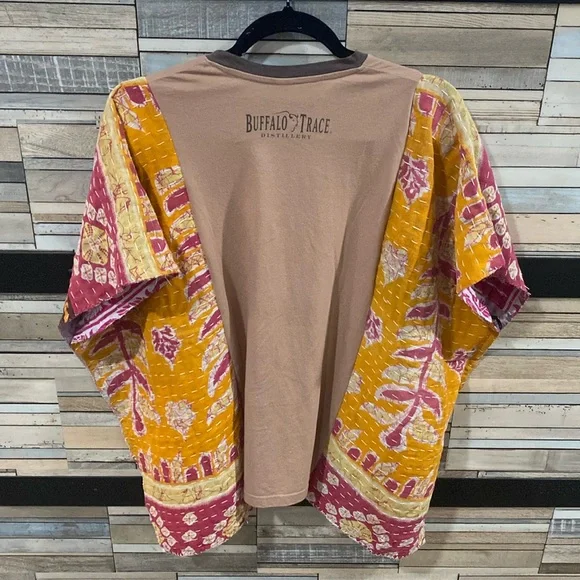 DANIELLE. Upcycled boho Bourbon graphic & Kantha top/poncho, by Susie. - Picture 3 of 6